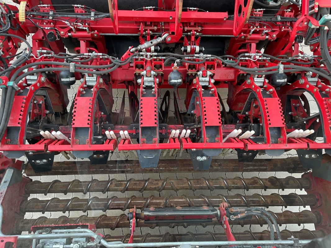 GRIMME REXOR 6300 Platinum - detail