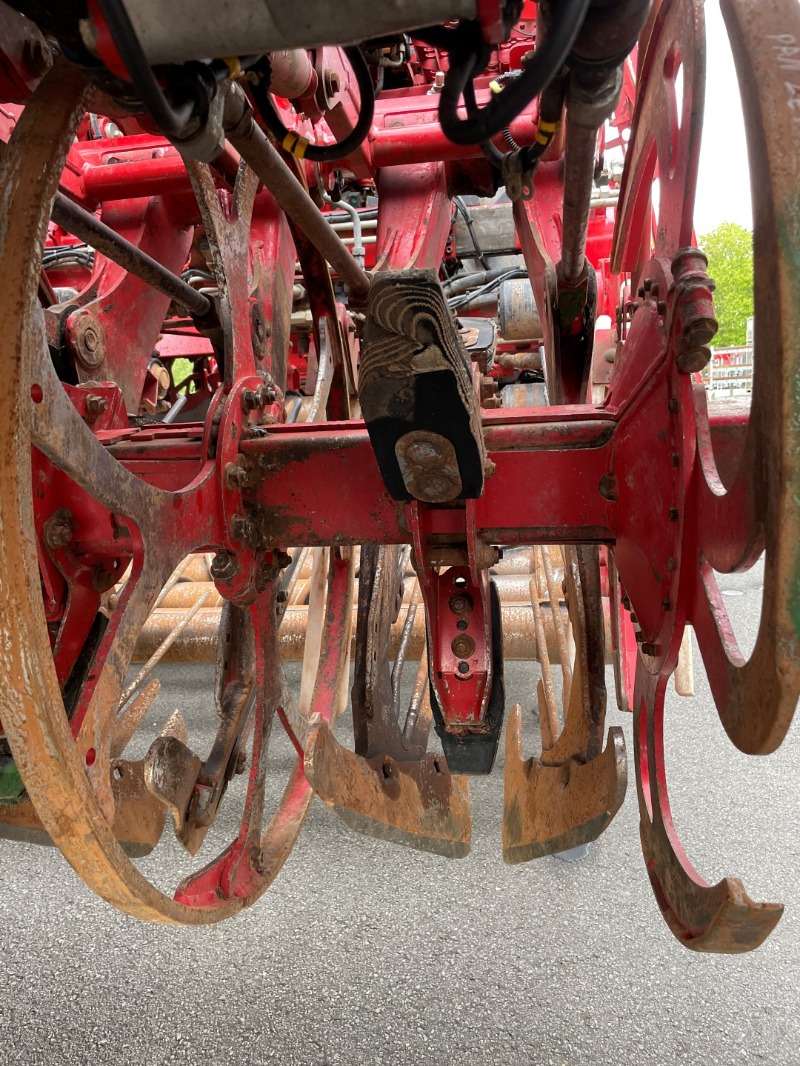 GRIMME REXOR 630 Rüttelschar FM - detail