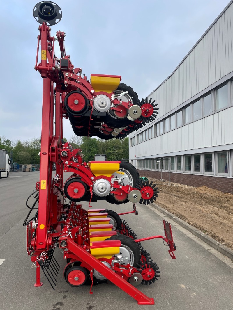 GRIMME MATRIX 1800 - right