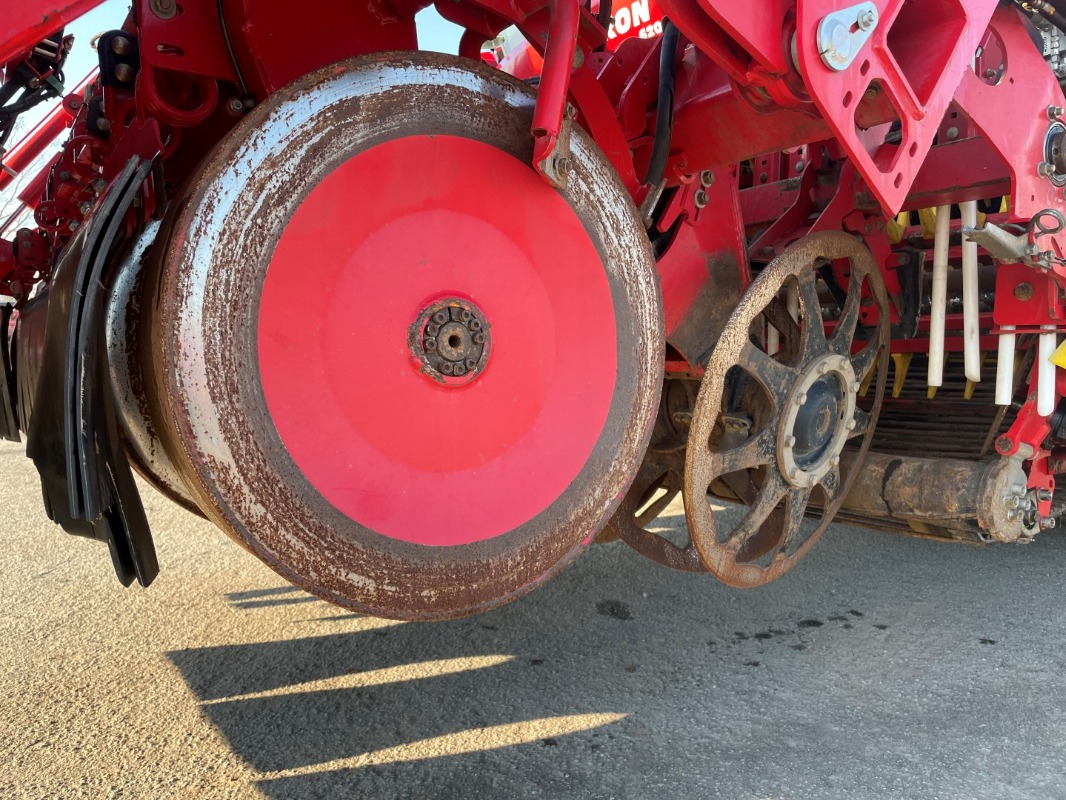 GRIMME MAXTRON 620 - detail