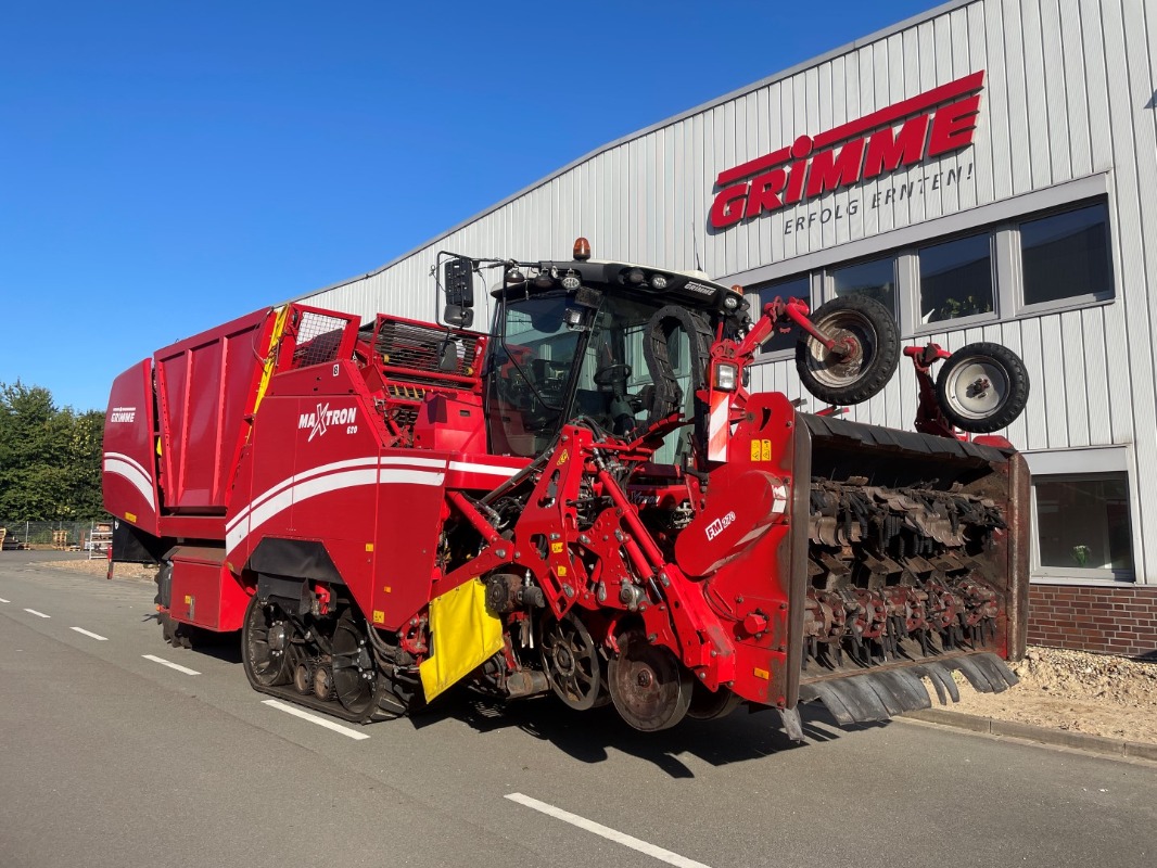 GRIMME MAXTRON 620 - front