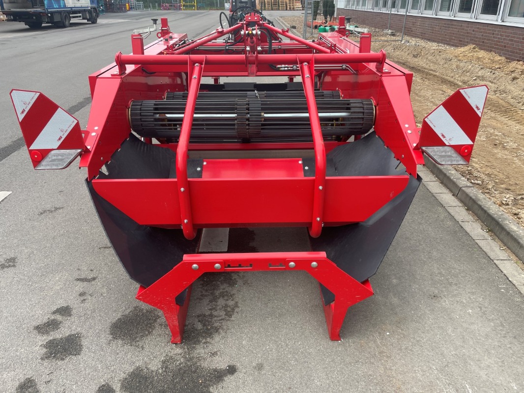 GRIMME WV 165 - left