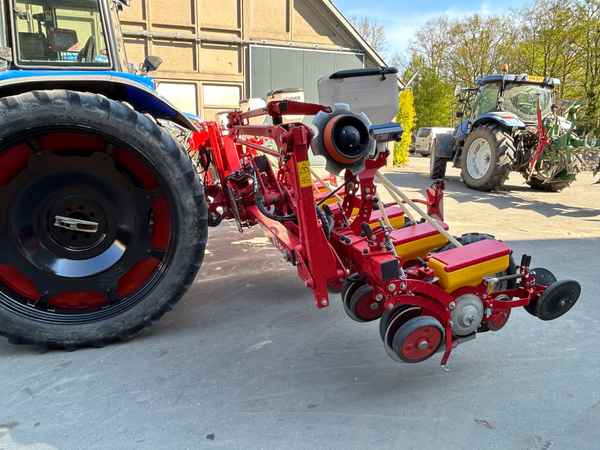 GRIMME MATRIX 1200 - front